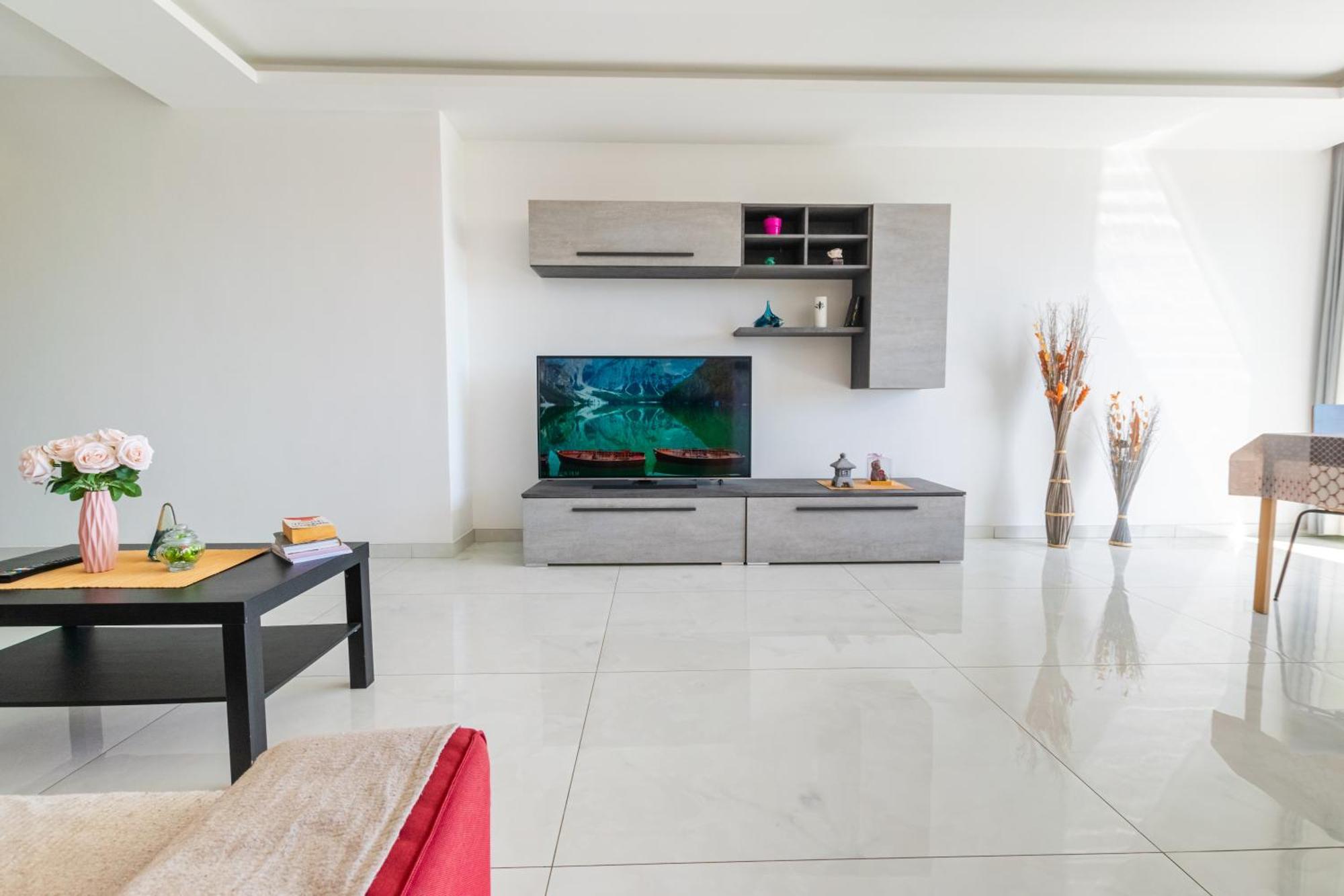 New Spacious Apartment With Amazing View Bugibba St. Paul's Bay Exterior photo